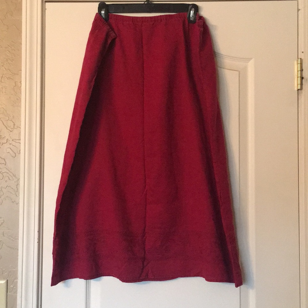 Eddie Bauer maroon linen skirt